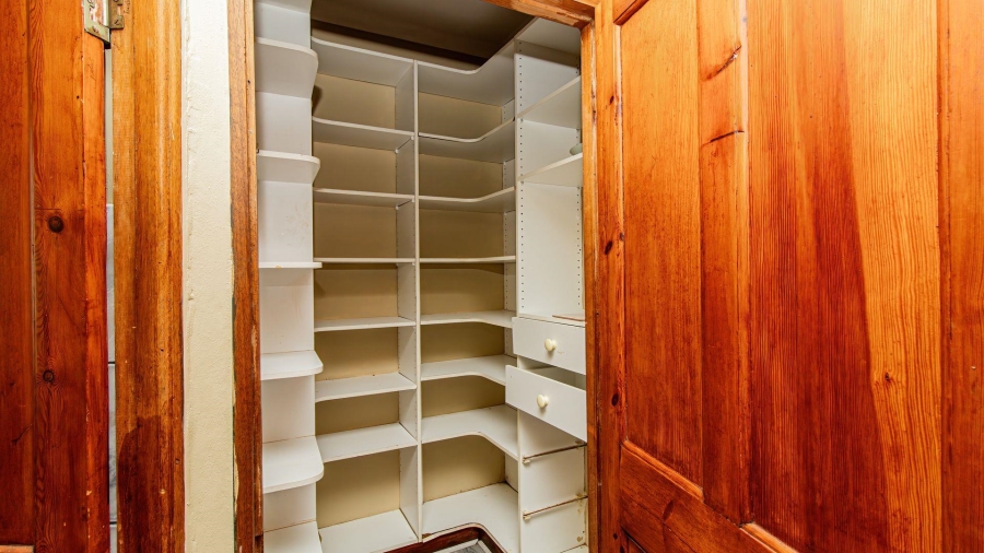 5 Bedroom Property for Sale in Hersham Western Cape